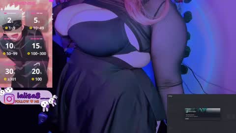 Snapshot of gloriette__ chatting on 12.26.24 LALISA online show from 12.26.24