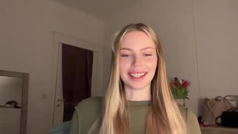 glow_angel online show from 01.28.25