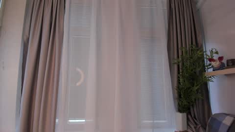 Ann Eliz and Gigi online show from 02.20.26