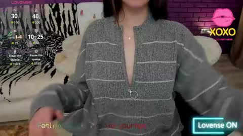 Mia online show from 04.12.26