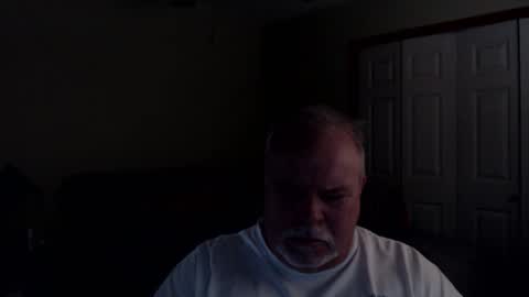 Snapshot of gmctruckguy chatting on 11.26.25 gmctruckguy online show from 11.26.25