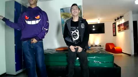 THOMAS AND DAMIAND online show from 05.02.26