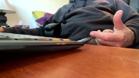 Snapshot of gngnxxx chatting on 10.10.25 gngnxxx online show from 10.10.25