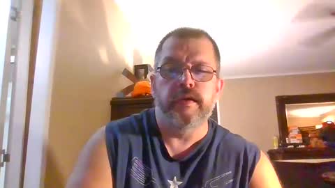 Snapshot of gobey33 chatting on 10.01.25 IDKIDCIDGAF online show from 10.01.25