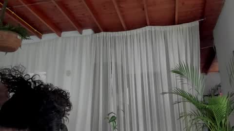 Snapshot of goddes_helena chatting on 12.20.25 Elena online show from 12.20.25