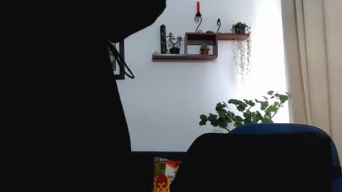 Snapshot of goddesmisha chatting on 11.05.25 Pandora online show from 11.05.25