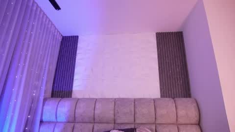 goddess_eli77 online show from 04.01.26