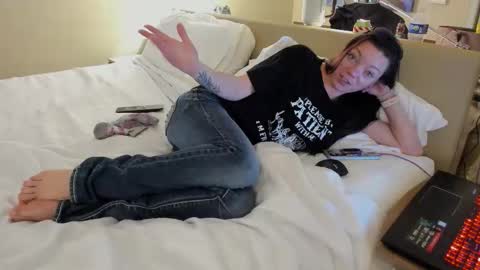 Snapshot of goddess_of_mars chatting on 02.26.26 Patricia Mars Goddess of Mars twitter thegoddessmindy online show from 02.26.26