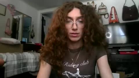 Snapshot of goddess_seduxtion chatting on 02.02.26 Goddess seduxtion online show from 02.02.26