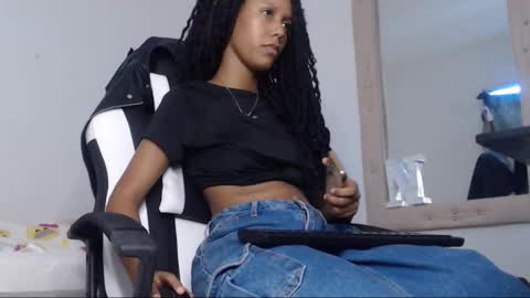 goddess_valen online show from 11.17.25