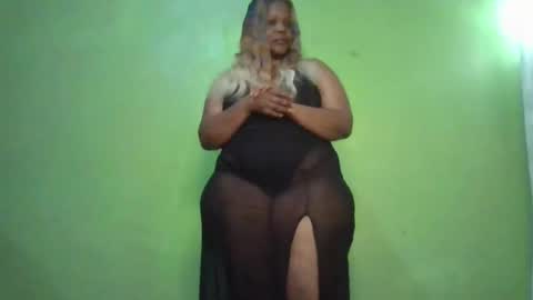 Snapshot of goddessebon chatting on 09.16.25 shasha big online show from 09.16.25