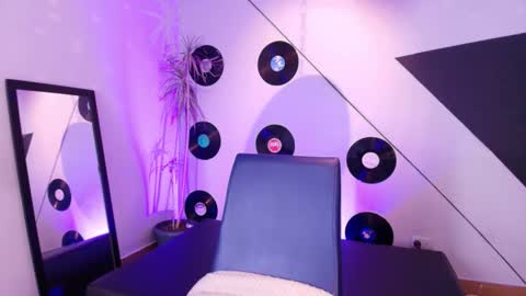 Julieta online show from 03.05.26