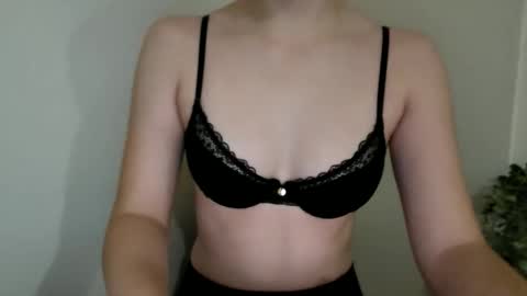 Snapshot of goddessmaya0 chatting on 05.25.26 goddessmaya0 online show from 05.25.26