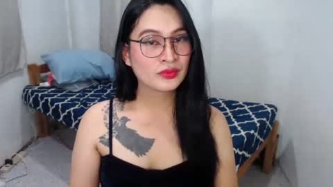 QUEEN JANE online show from 05.08.26