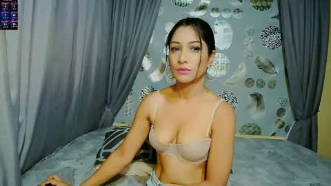 Layla Salvardor online show from 03.09.25