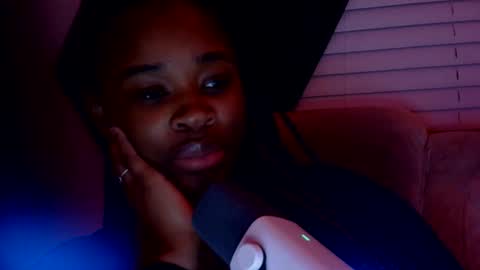 Snapshot of goddessssbrii chatting on 10.02.25 Goddess Bri online show from 10.02.25