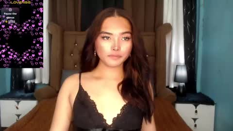 Snapshot of goddessvina7068 chatting on 02.26.25 goddessvina7068 online show from 02.26.25