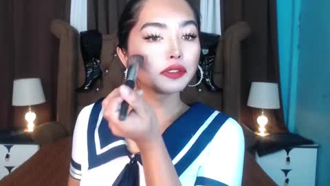 Snapshot of goddessvina7068 chatting on 02.27.25 goddessvina7068 online show from 02.27.25