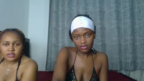 Snapshot of godess_lunah chatting on 05.19.26 godess_lunah online show from 05.19.26