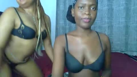 Snapshot of godess_lunah chatting on 05.20.26 godess_lunah online show from 05.20.26