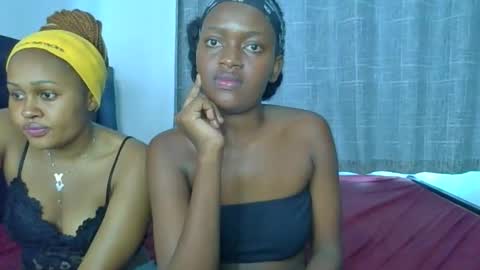 Snapshot of godess_lunah chatting on 05.25.26 godess_lunah online show from 05.25.26