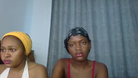 Snapshot of godess_lunah chatting on 05.28.26 godess_lunah online show from 05.28.26
