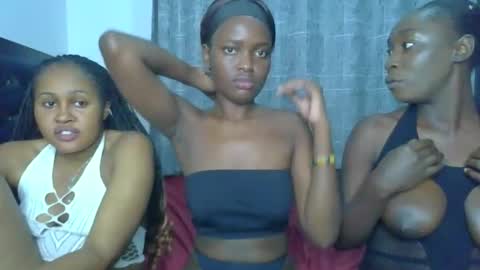 Snapshot of godess_lunah chatting on 06.08.26 godess_lunah online show from 06.08.26