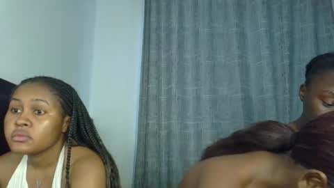 Snapshot of godess_lunah chatting on 06.15.26 godess_lunah online show from 06.15.26