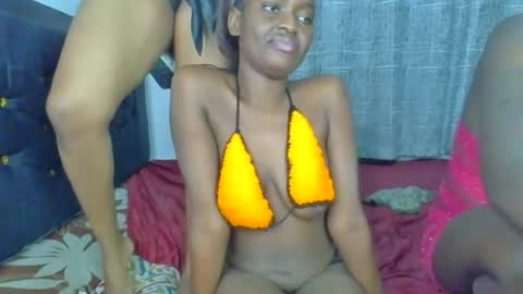 Snapshot of godess_lunah chatting on 06.19.26 godess_lunah online show from 06.19.26