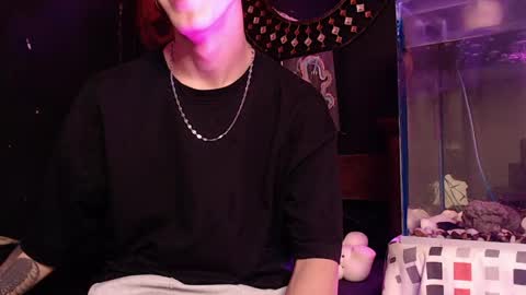 Snapshot of godly_huan chatting on 05.24.26 HUAN online show from 05.24.26