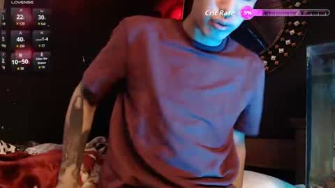 Snapshot of godly_huan chatting on 06.14.26 HUAN online show from 06.14.26