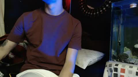 Snapshot of godly_huan chatting on 06.21.26 HUAN online show from 06.21.26