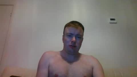 Snapshot of gogo12104 chatting on 01.06.26 jme online show from 01.06.26