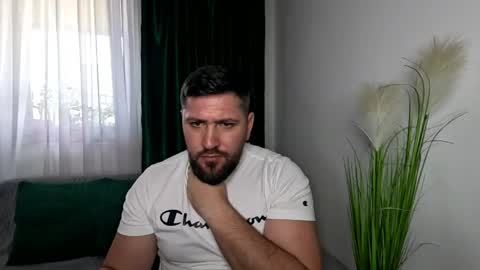 Snapshot of gold_alpha_boy chatting on 04.24.26 gold_alpha_boy online show from 04.24.26