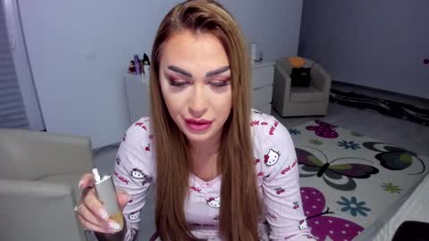 Snapshot of golddivine00 chatting on 02.08.25 Nicole.. online show from 02.08.25