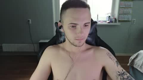 Golden boyyy21 online show from 05.25.26