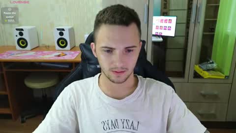 Golden boyyy21 online show from 07.16.26