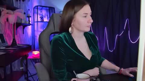 Gloria online show from 05.17.26