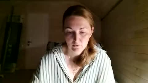 Snapshot of golden_fairy_566 chatting on 07.21.26 Olivia online show from 07.21.26
