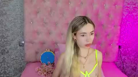 Snapshot of golden_girl__ chatting on 06.29.26 golden girl online show from 06.29.26