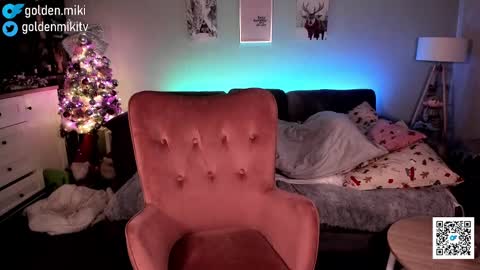 Shy in the streets but a freak in the sheets online show from 12.28.24