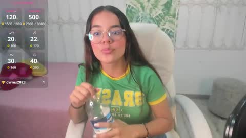 Snapshot of golden_muse chatting on 03.02.26 golden_muse online show from 03.02.26