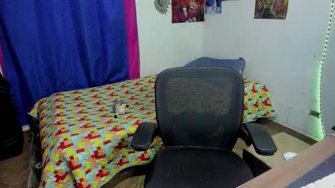 Jmmmm online show from 02.12.26