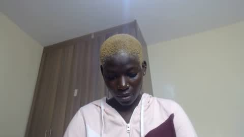 Snapshot of goldenfortune chatting on 07.22.26 Daadys gurl online show from 07.22.26