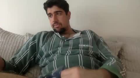 Golden-Glove online show from 04.17.26