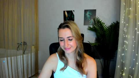 Olivia online show from 02.08.25