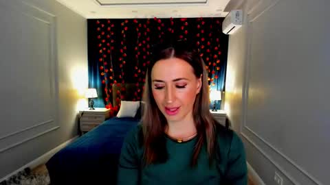 Olivia online show from 11.11.25