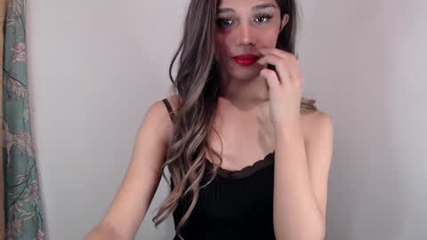 Snapshot of goldenlily69 chatting on 02.27.25 Lily is Gold online show from 02.27.25