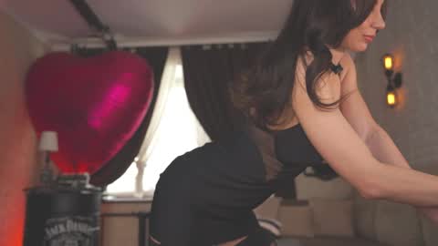 Snapshot of goldenmoore chatting on 03.29.26 Anna online show from 03.29.26