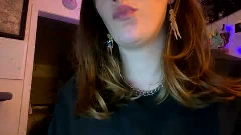 Goldstar and Princess online show from 11.17.25